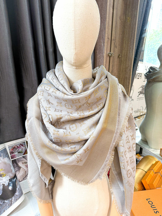 Khăn LV Ánh Kim Ghi Vàng 5/6