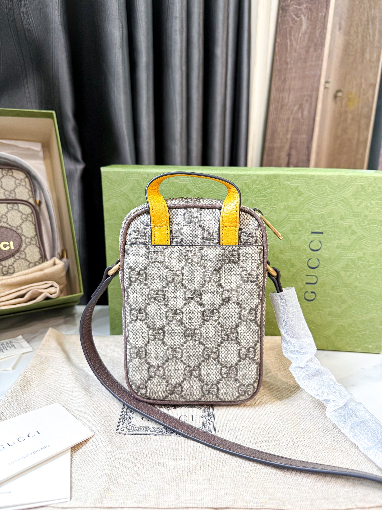 A A Túi Chéo Gucci Đầu Hổ Quai Vàng New