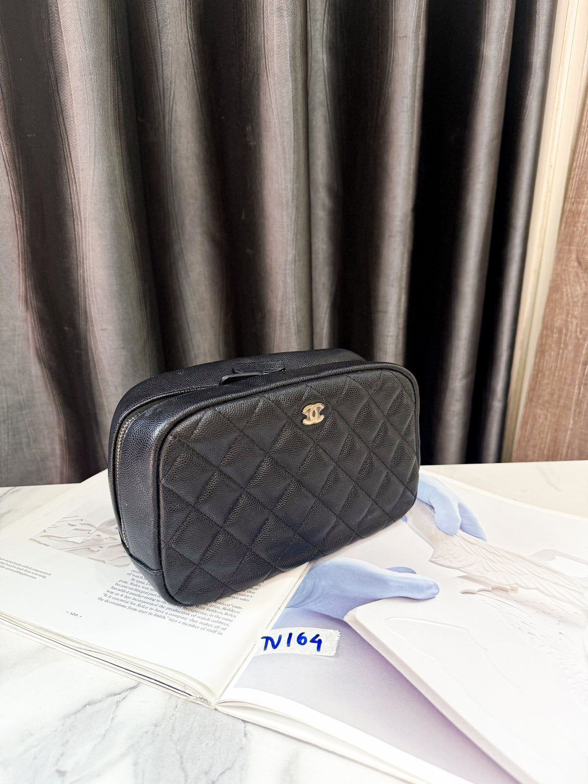 A A Pouch Chanel Caviar TV164