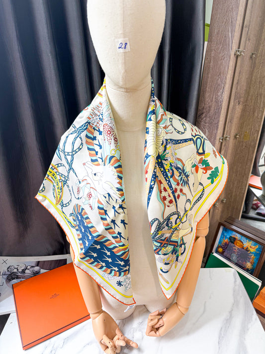 Khăn Lụa Hermes New Khổ 90x90 HN28 4/11