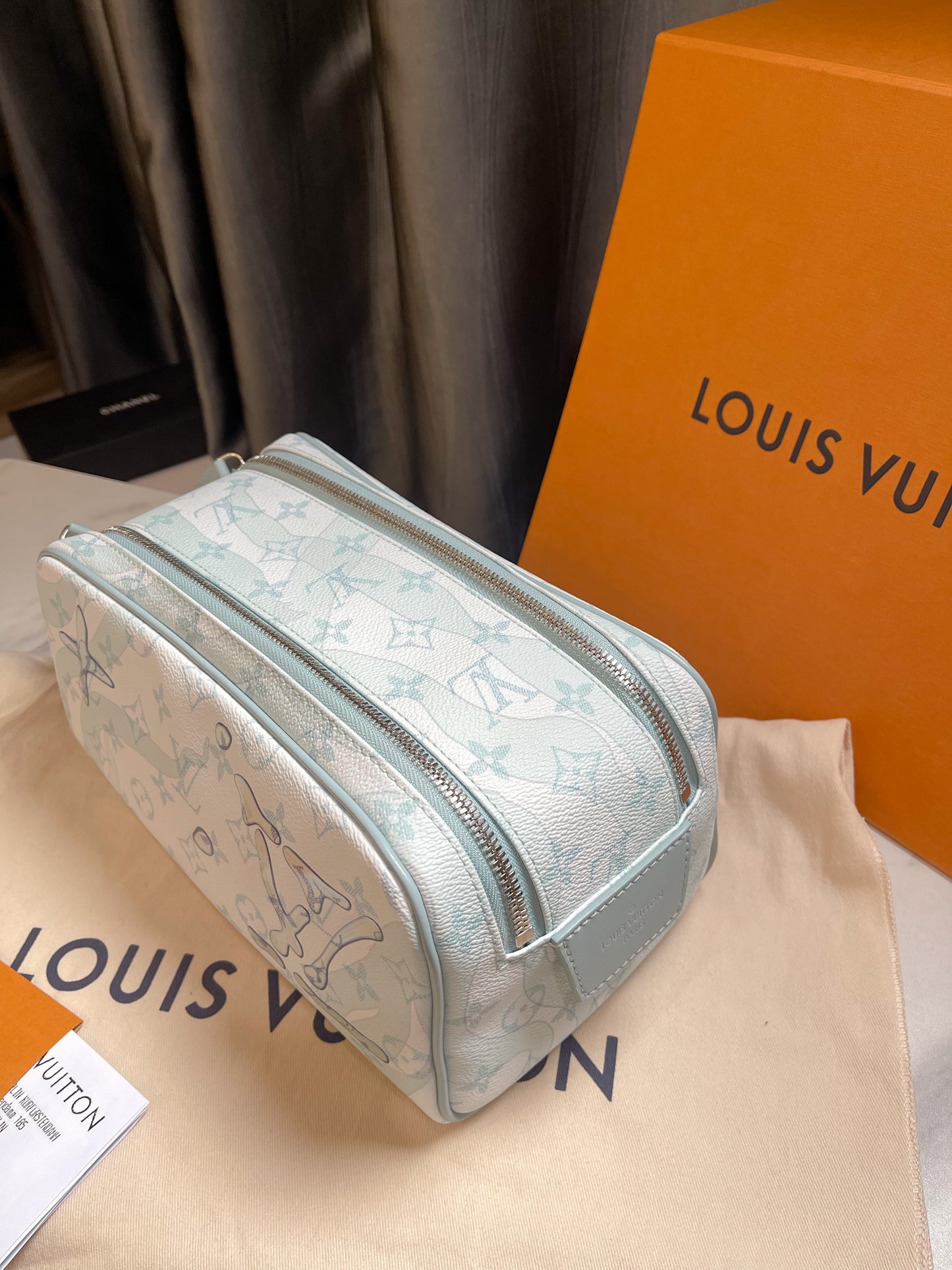 Dopp Kit LV