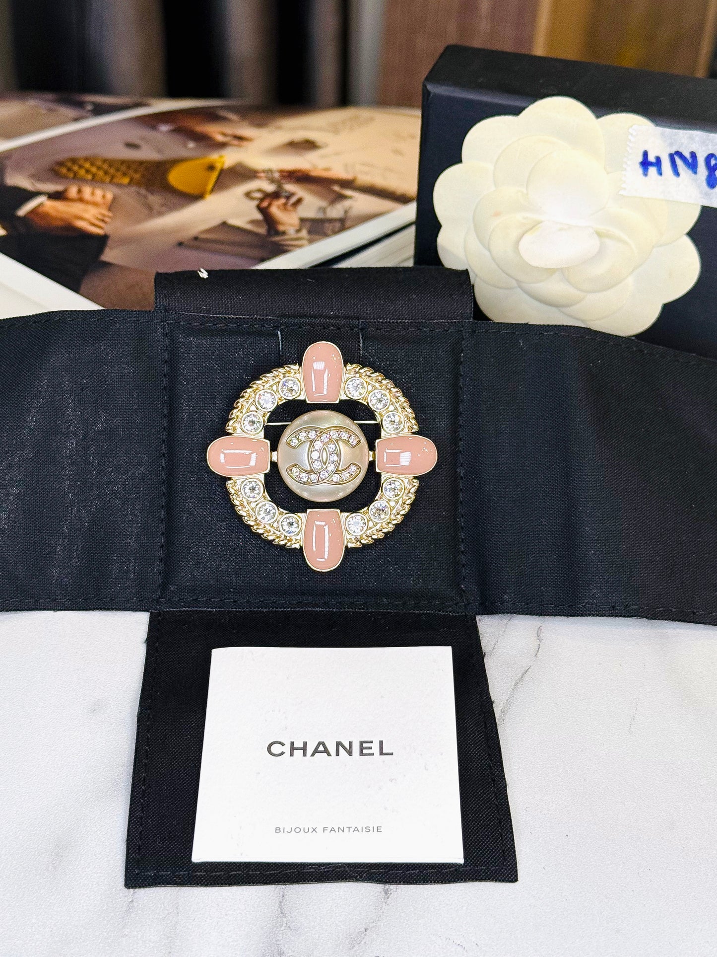 Cài Áo Chanel Newl HN89