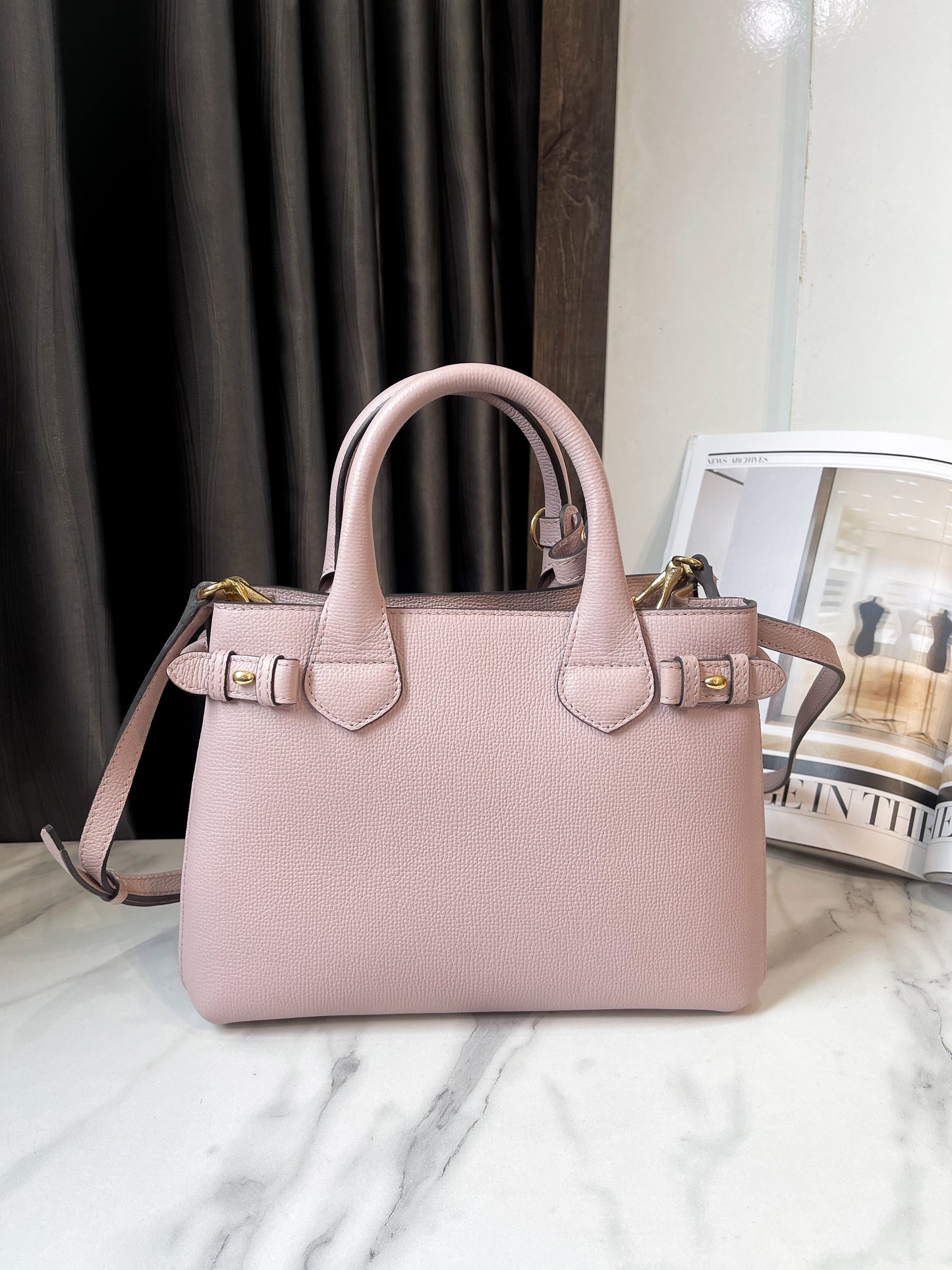 A BBR Handbag Hồng