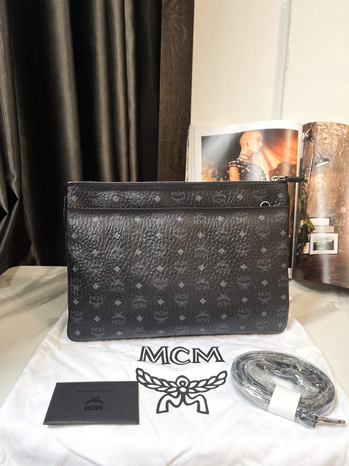 Pouch MCM