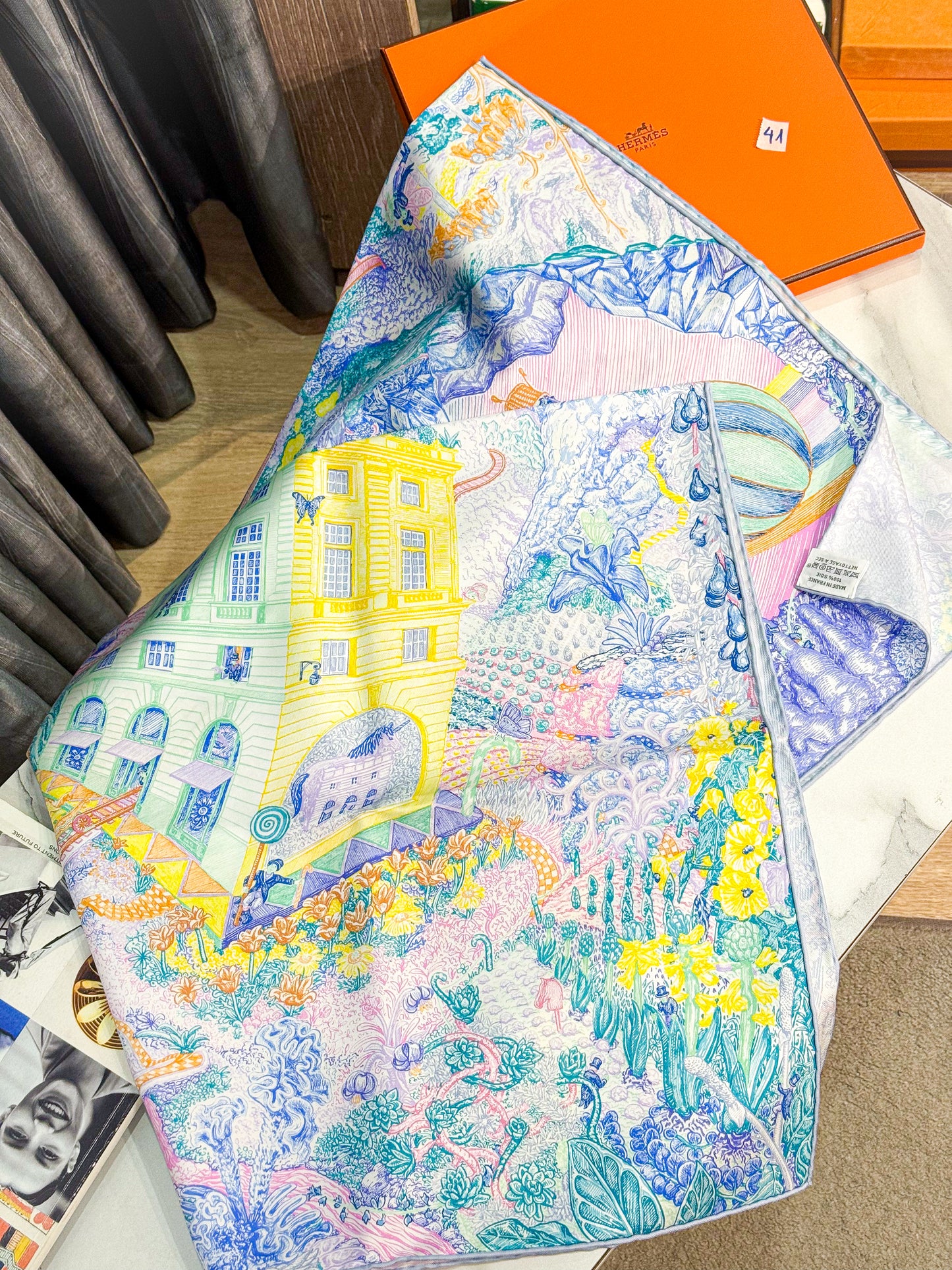 Khăn Lụa Hermes New Khổ 90x90 HN41 4/11