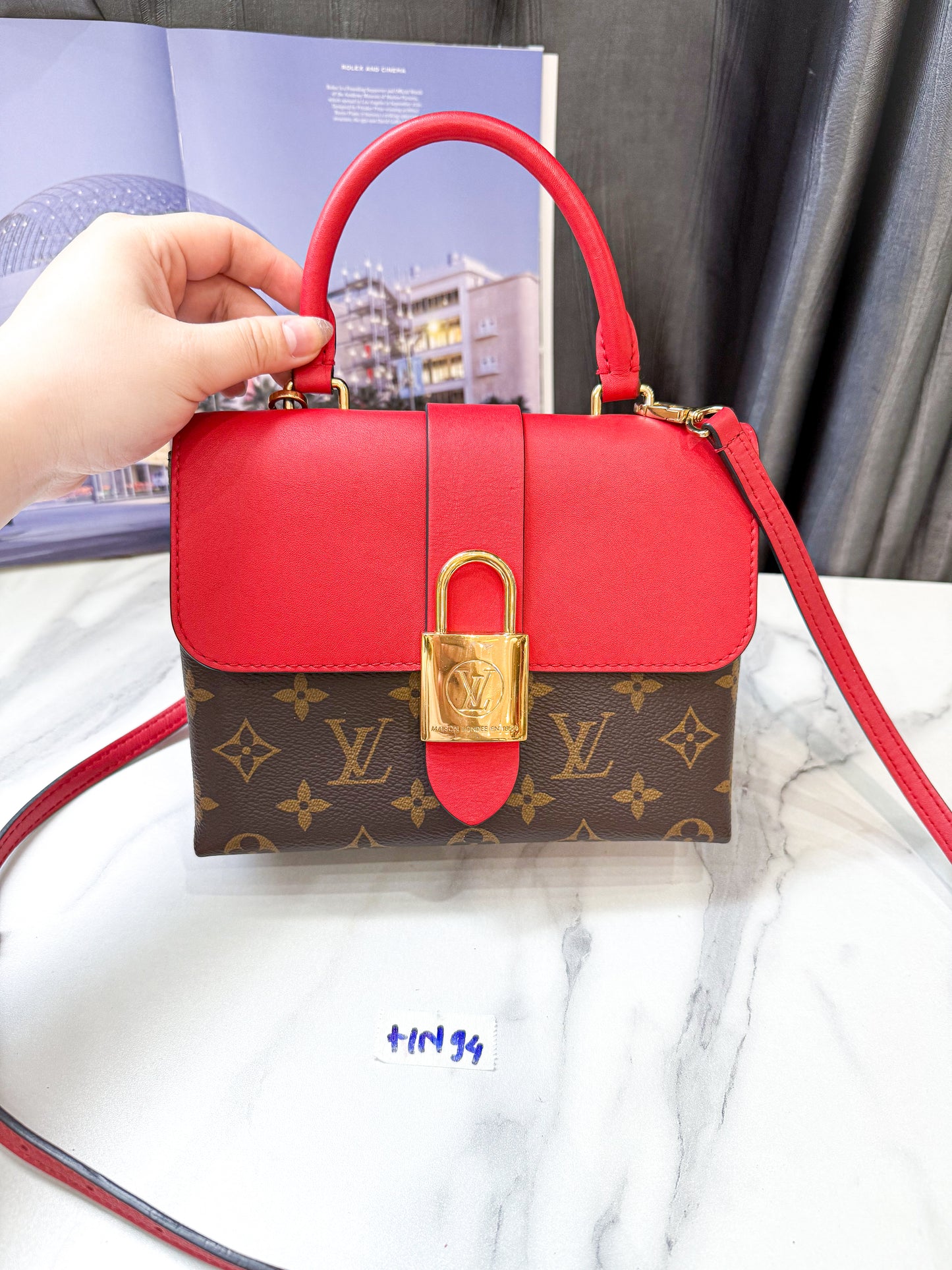 A A LV Locky Đỏ HN94