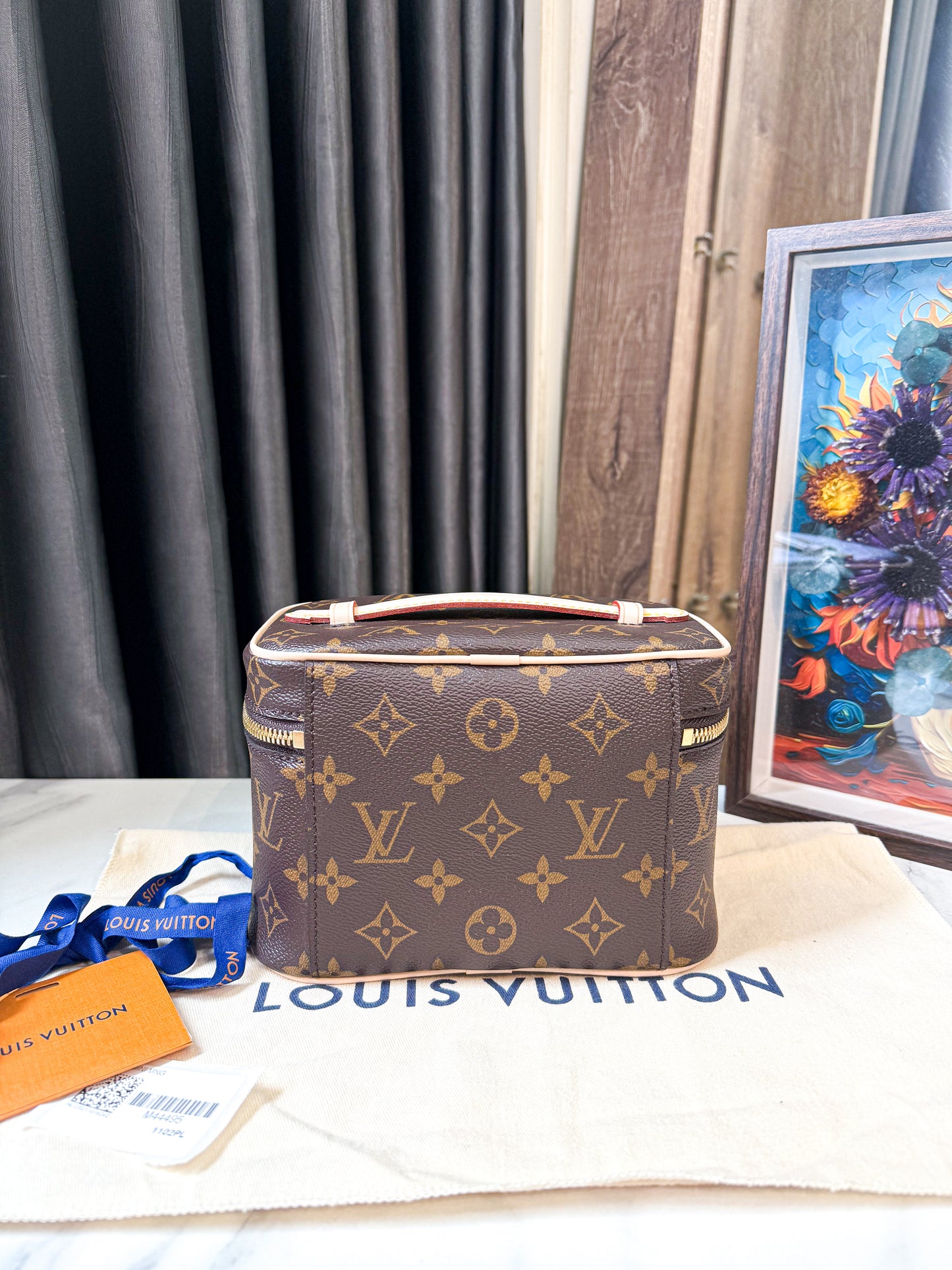 A A LV Nice Mini New