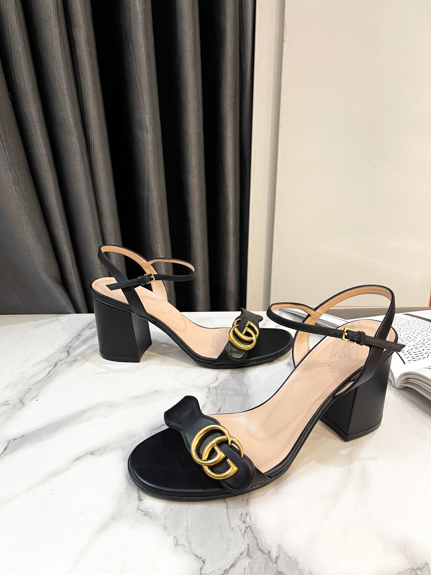 Sandal Gucci Size 37