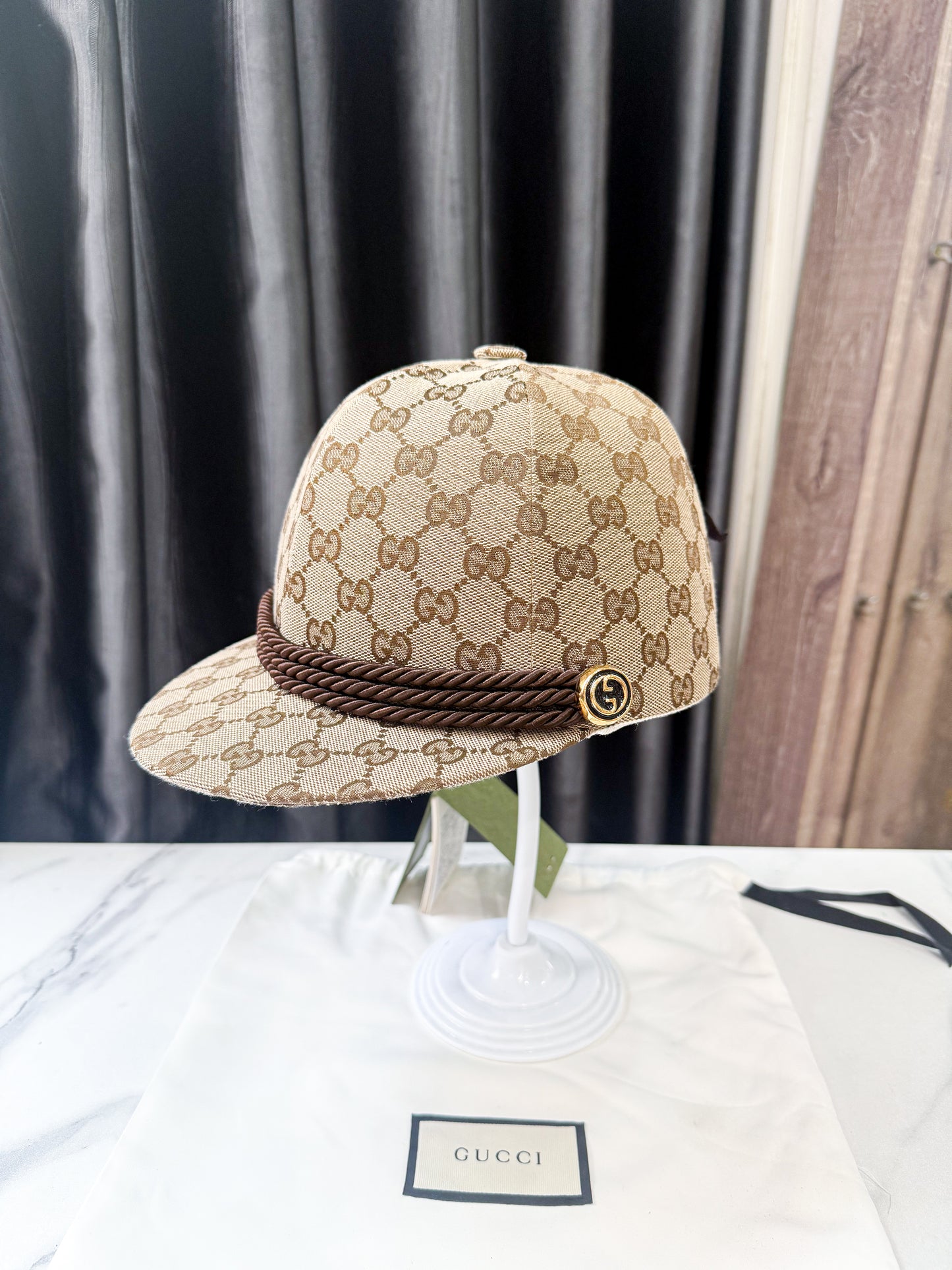 Mũ Lưỡi Trai Gucci Nơ Size L New