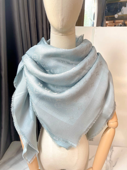 Khăn LV Ánh Kim Xanh Pastel
