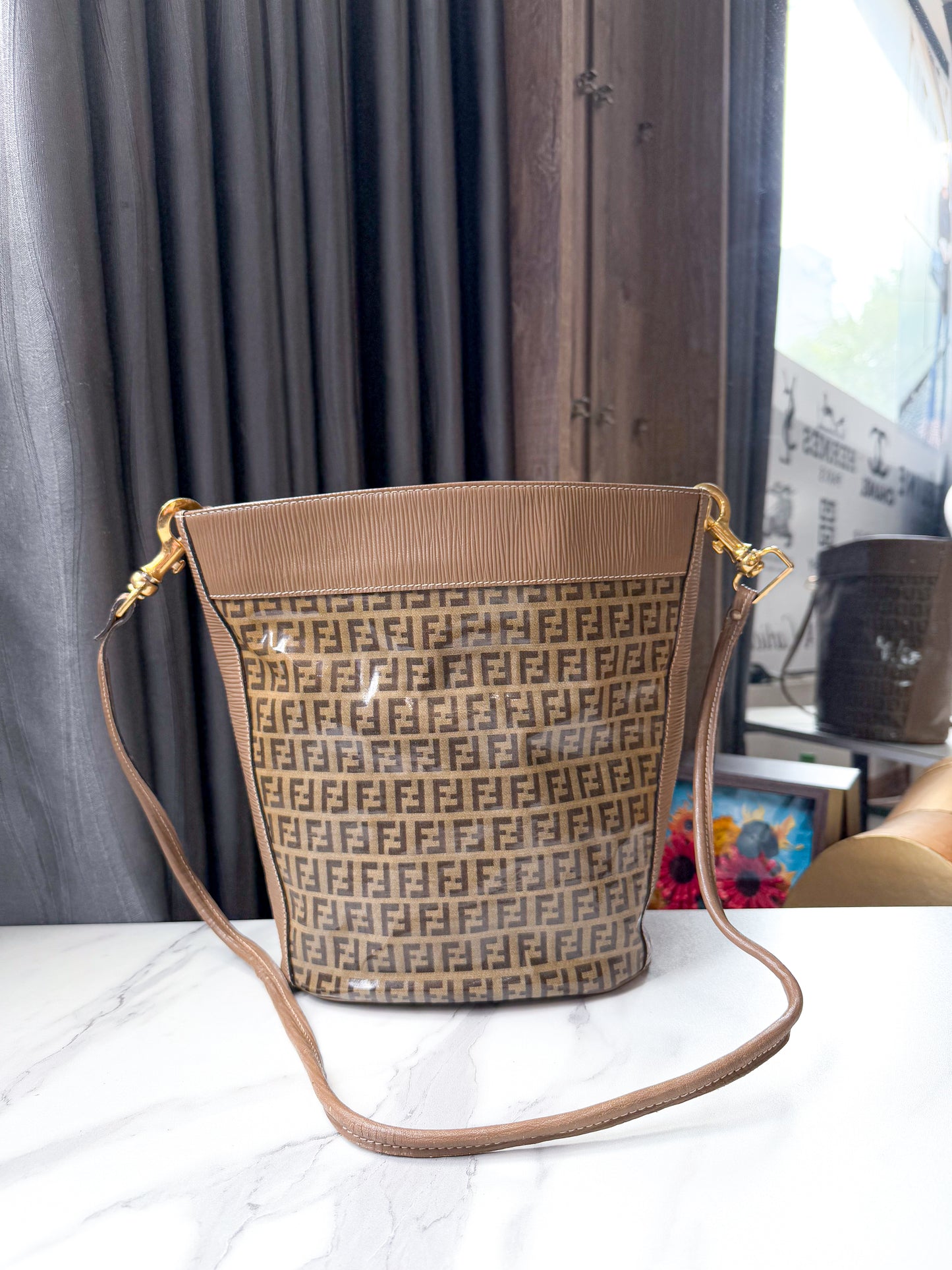 A Bucket Fendi Vintage