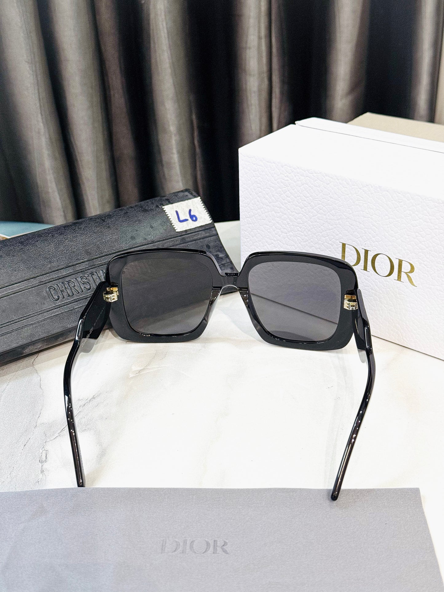 Kính Dior L6