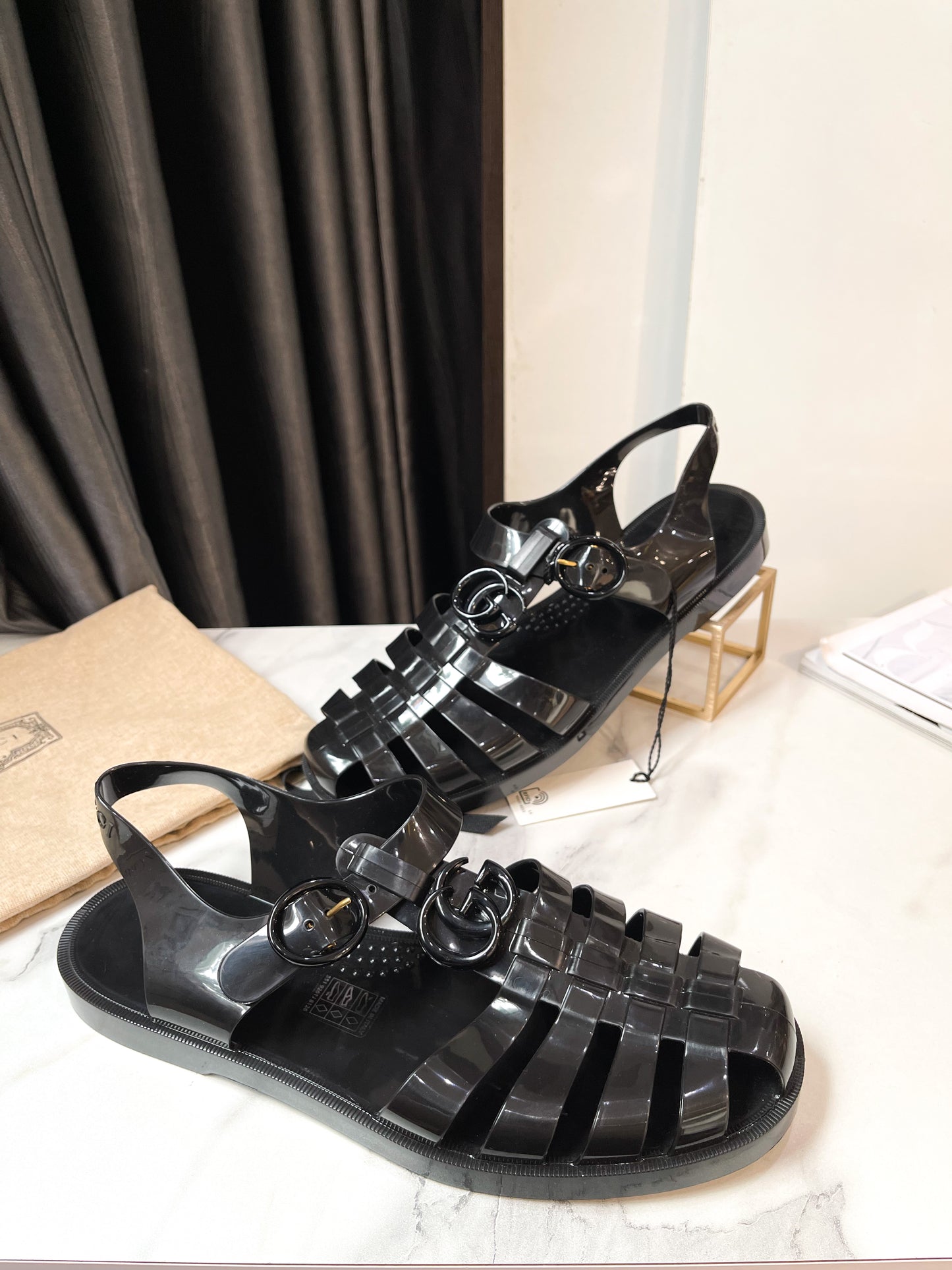 Sandal Gucci Nam Size 8 (42) New