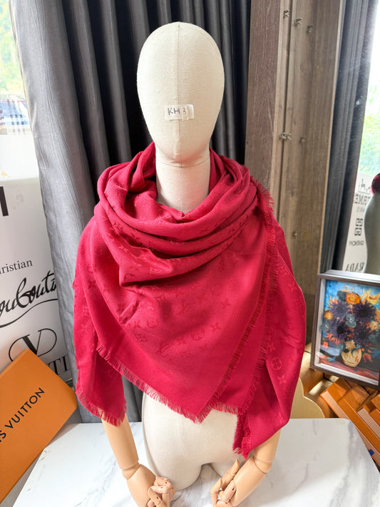 Khăn LV Đỏ KH3 19/8