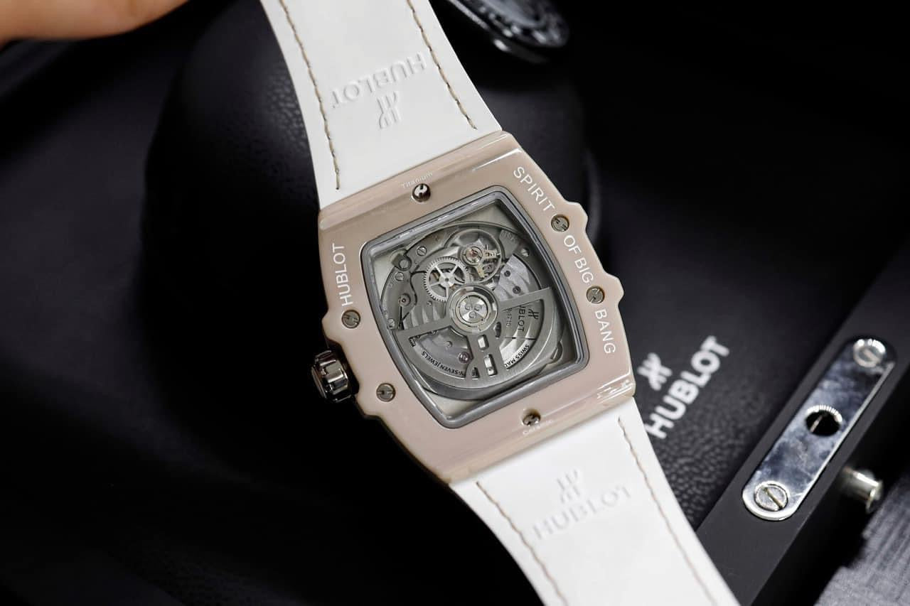 Đồng Hồ Hublot Spirit Of Bigbang 39mm Ceramic Beige