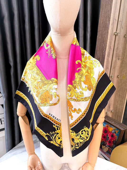 Khăn Lụa Versace Used