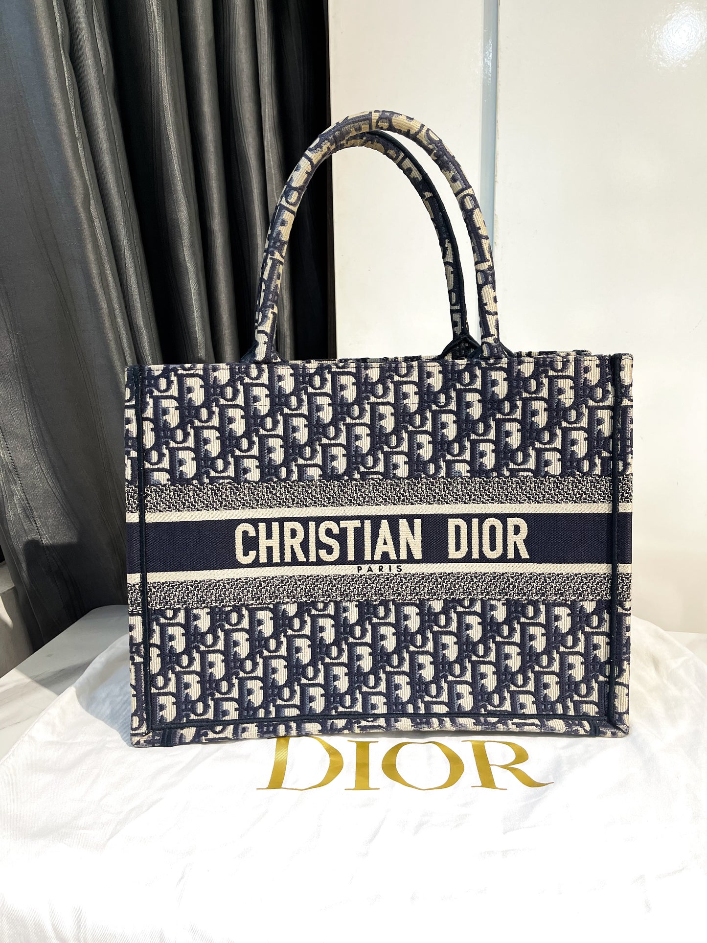 A Dior Book Tote Size M