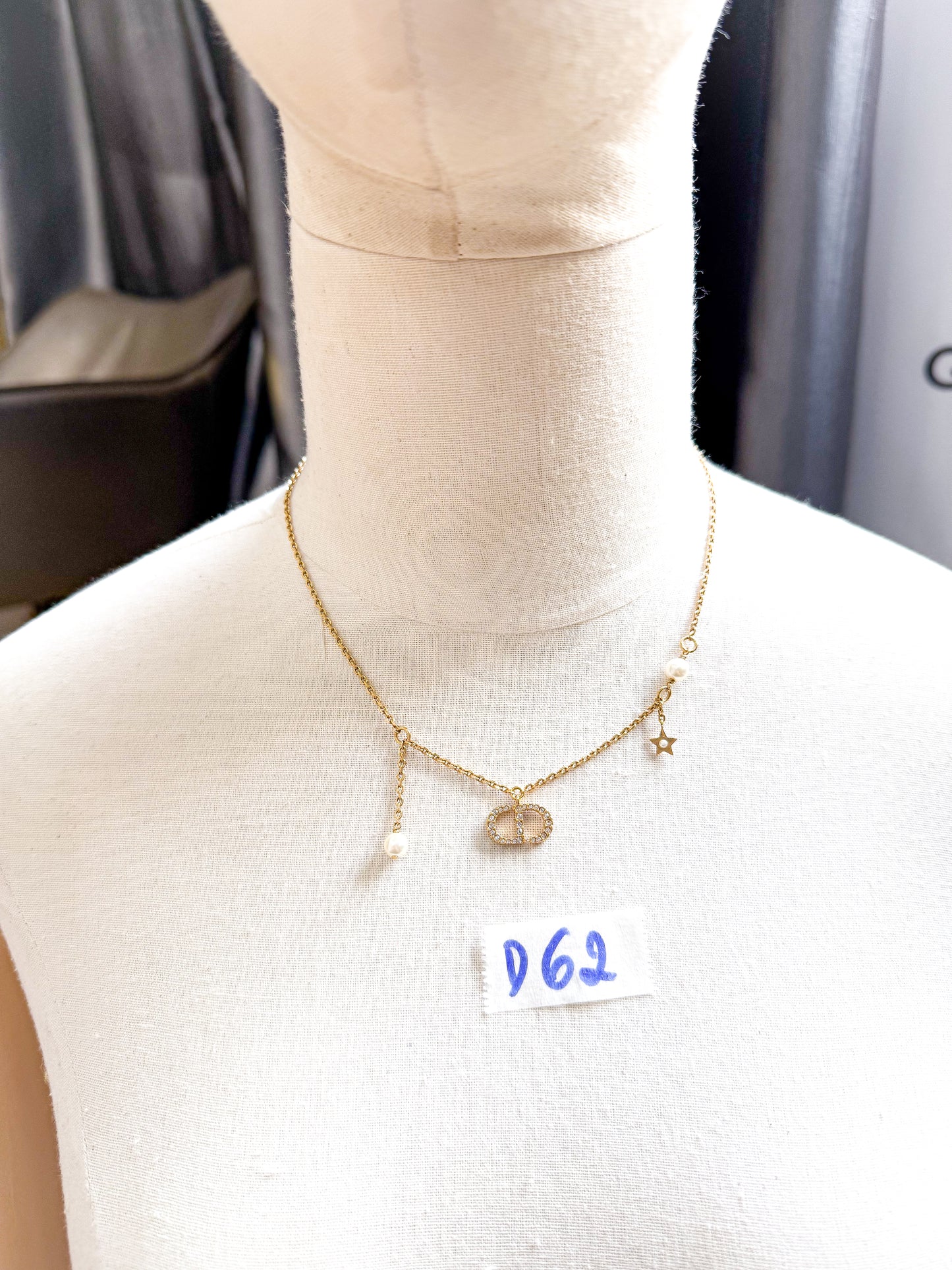 Vòng Cổ Dior D62