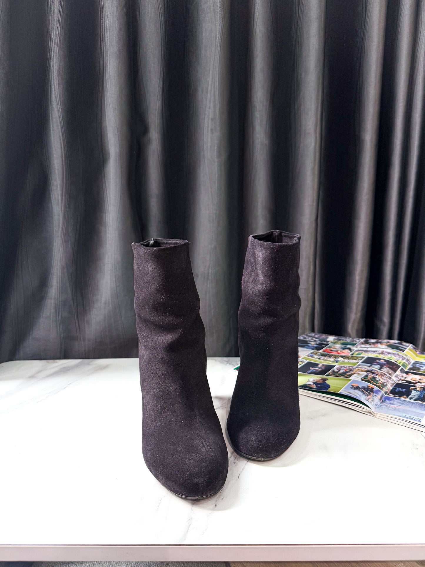 Boot Chloe Da Lộn Size 38.5 Used