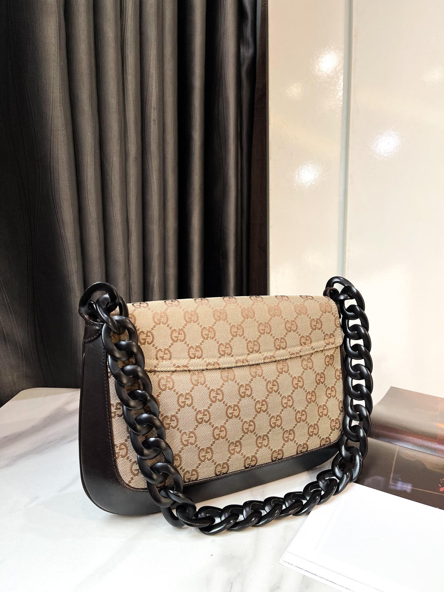 Kẹp nách Gucci Vintage