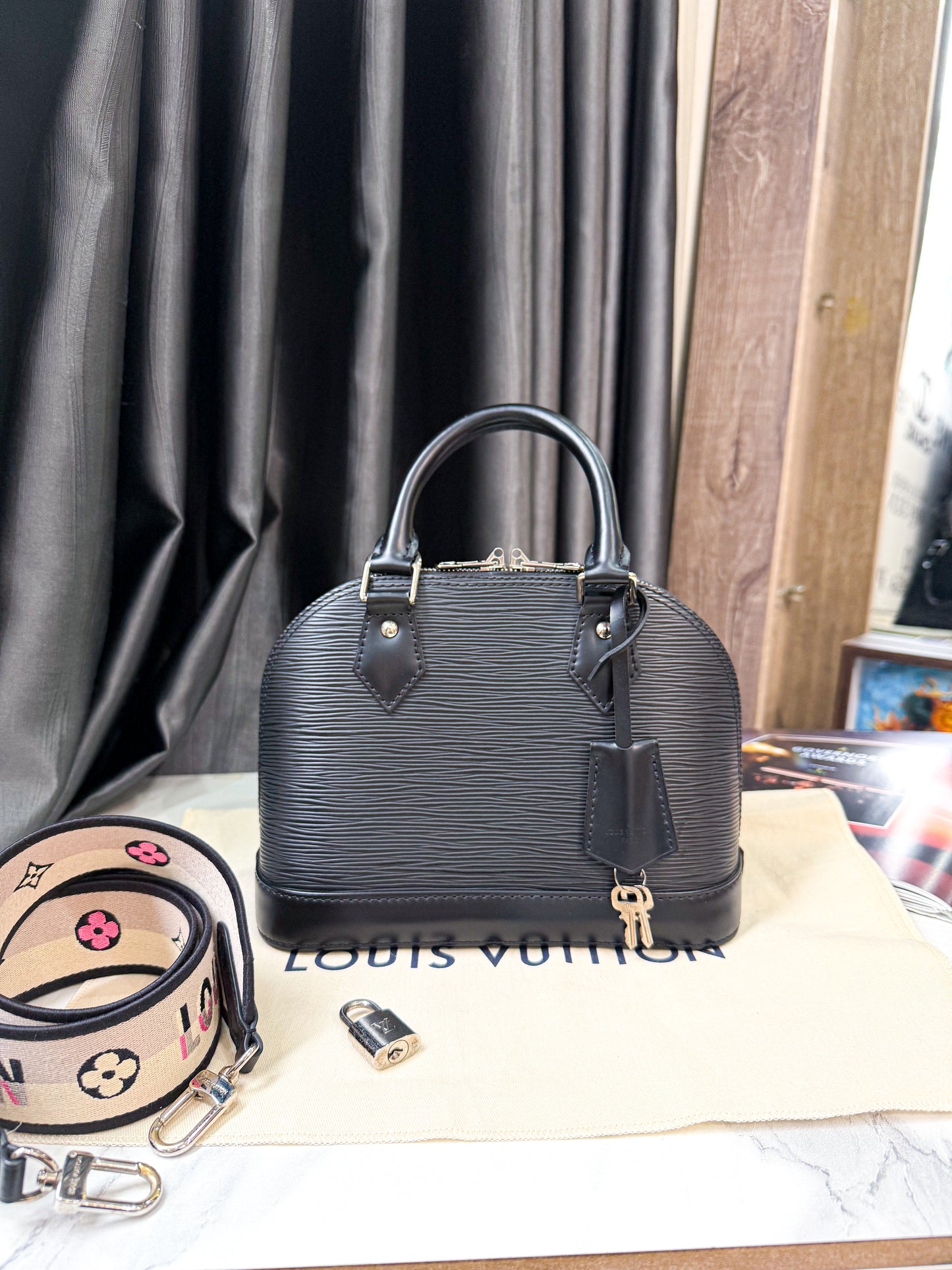 Alma BB Epi Bản Strap Hoa