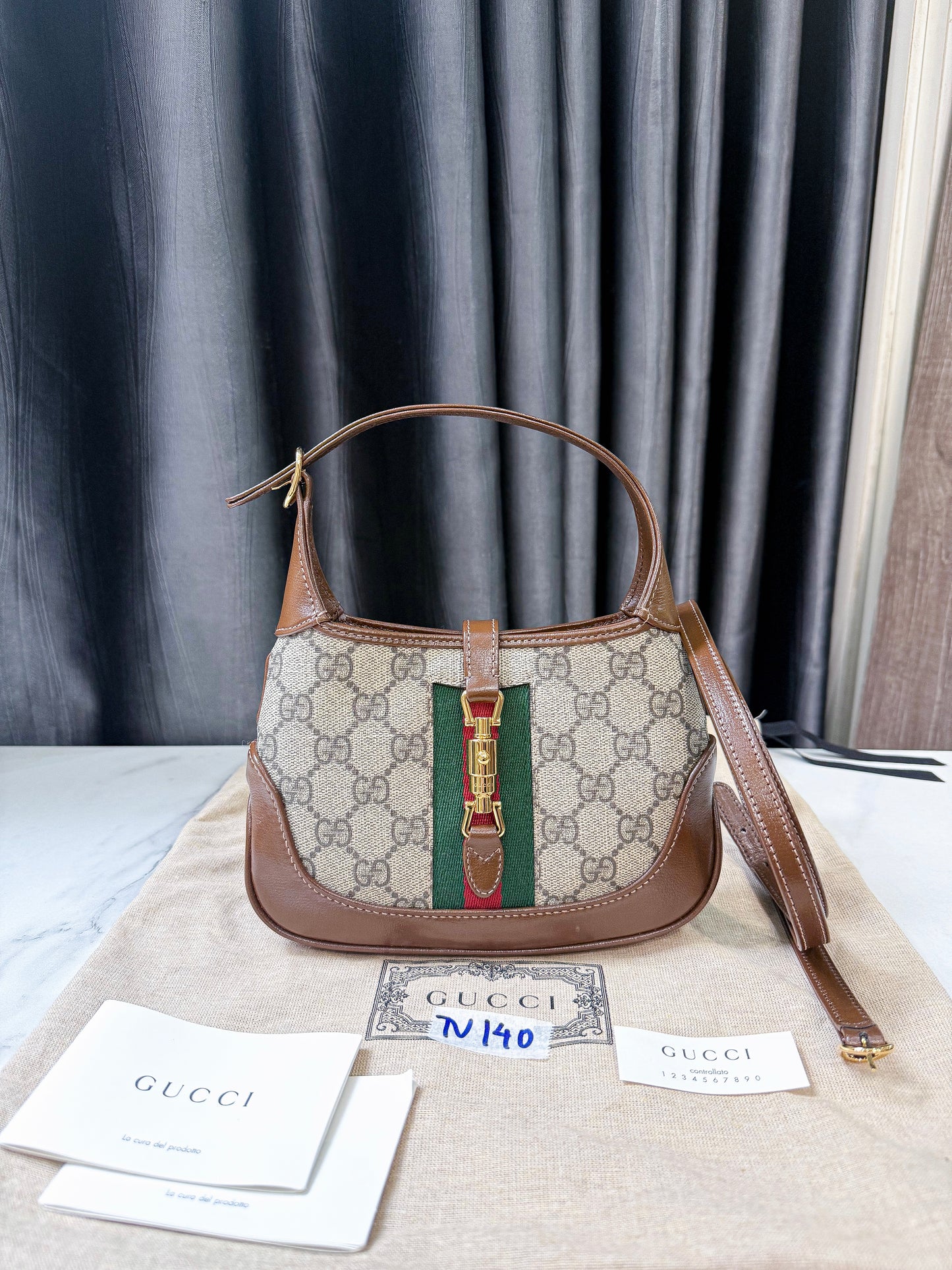 A A Gucci Jackie New TV140