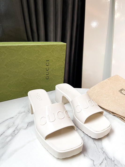 Dép Nhựa Gucci Trắng Size 37