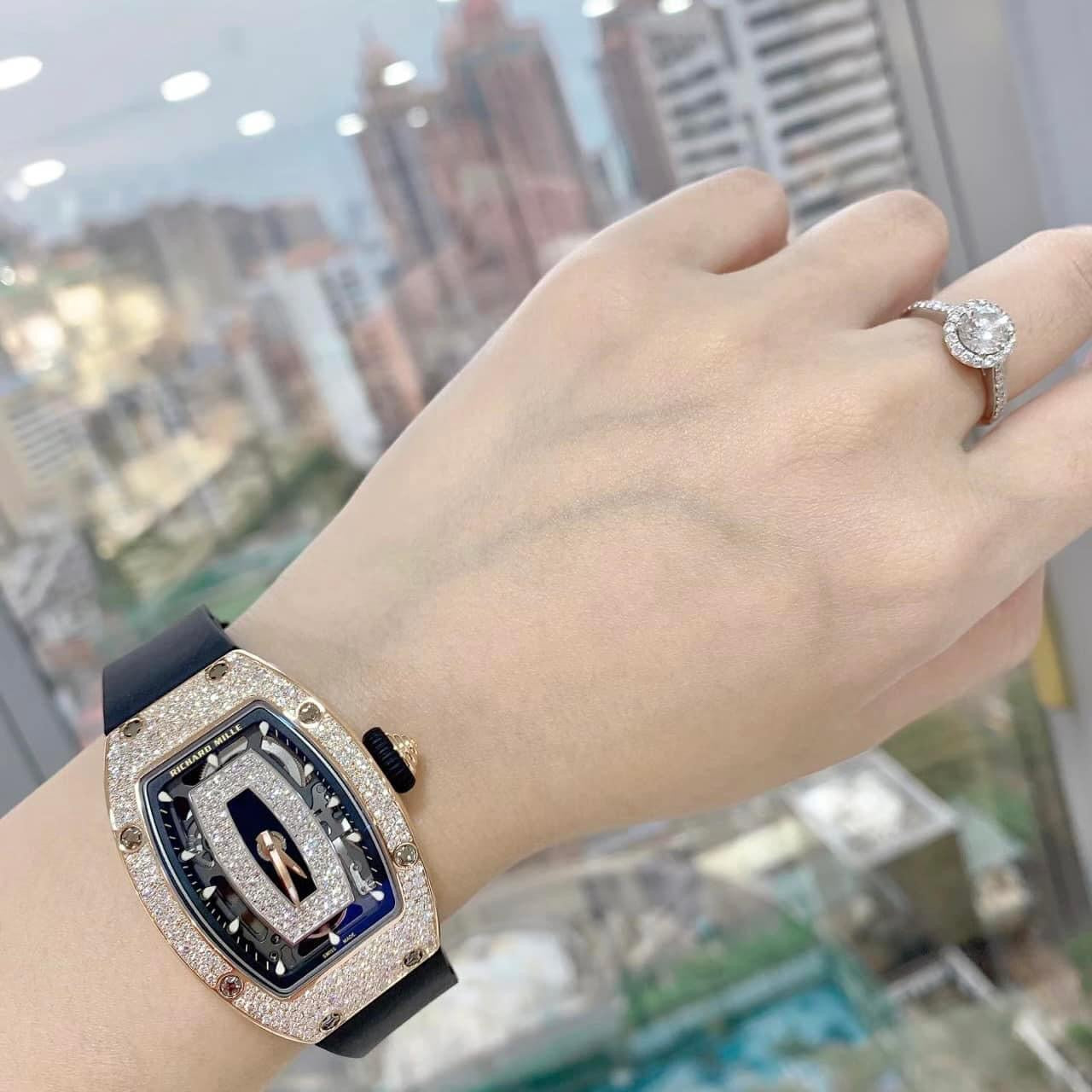 Đồng Hồ Richard Mille 07-01 Rose Gold Snow Diamonds