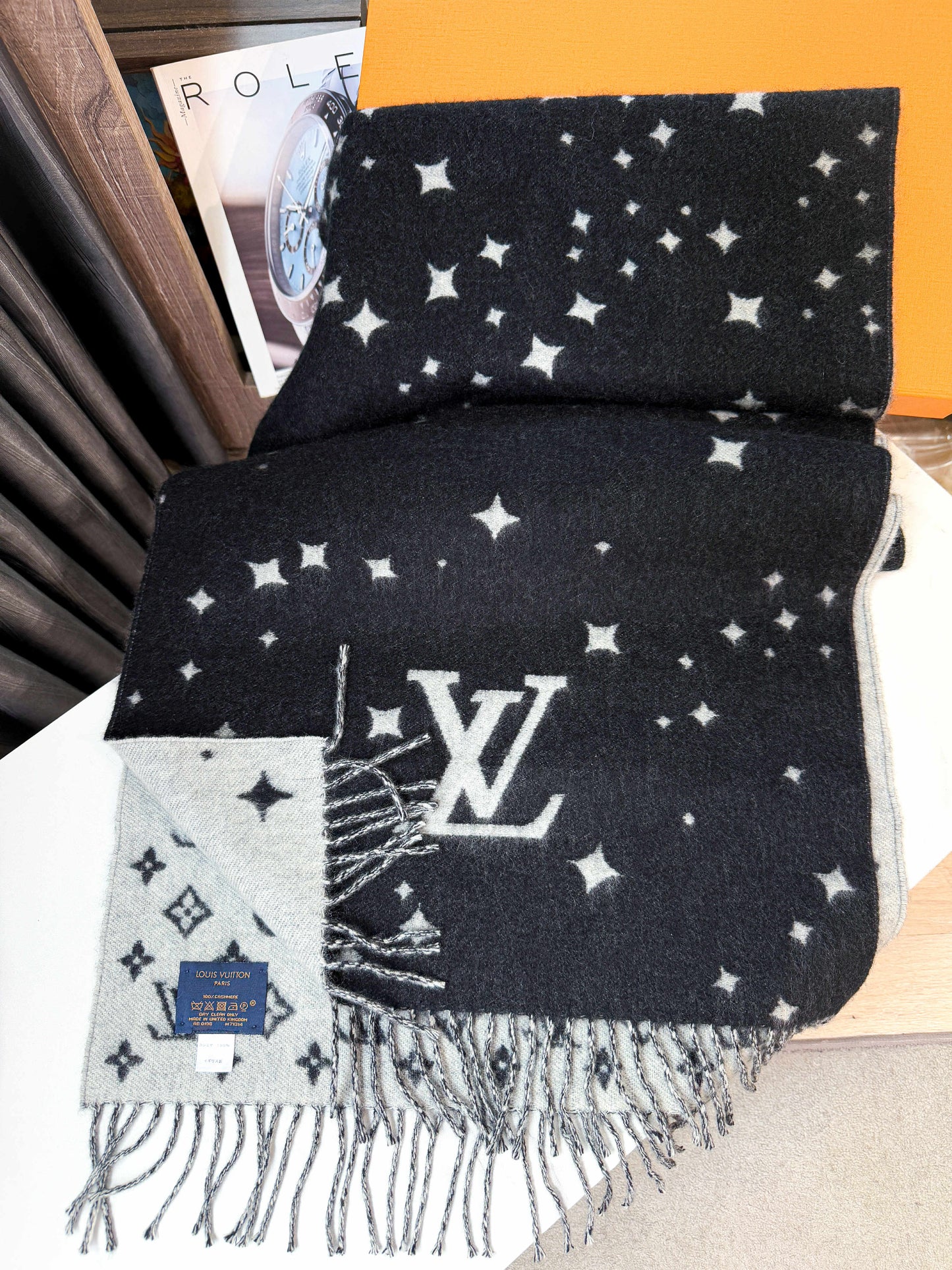 Khăn LV Cashmere Ghi Đen 15/6