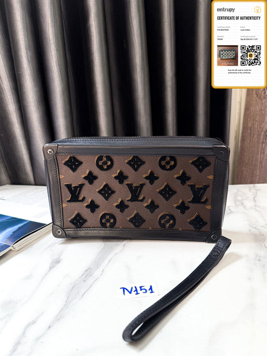 A A A Clutch LV TV151