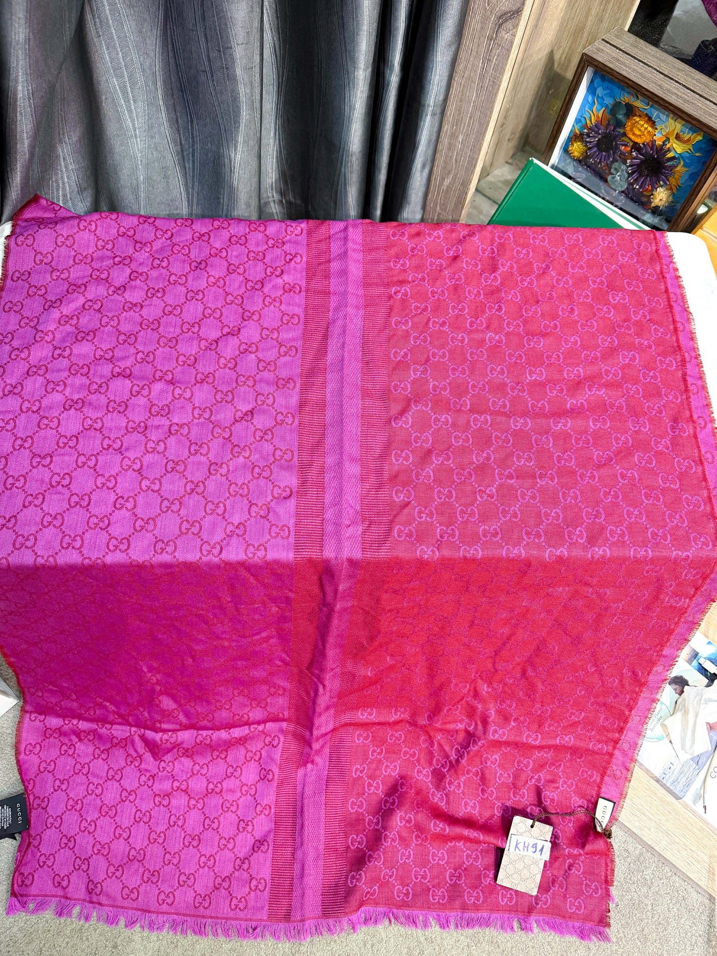 Khăn Gucci Hồng New KH91