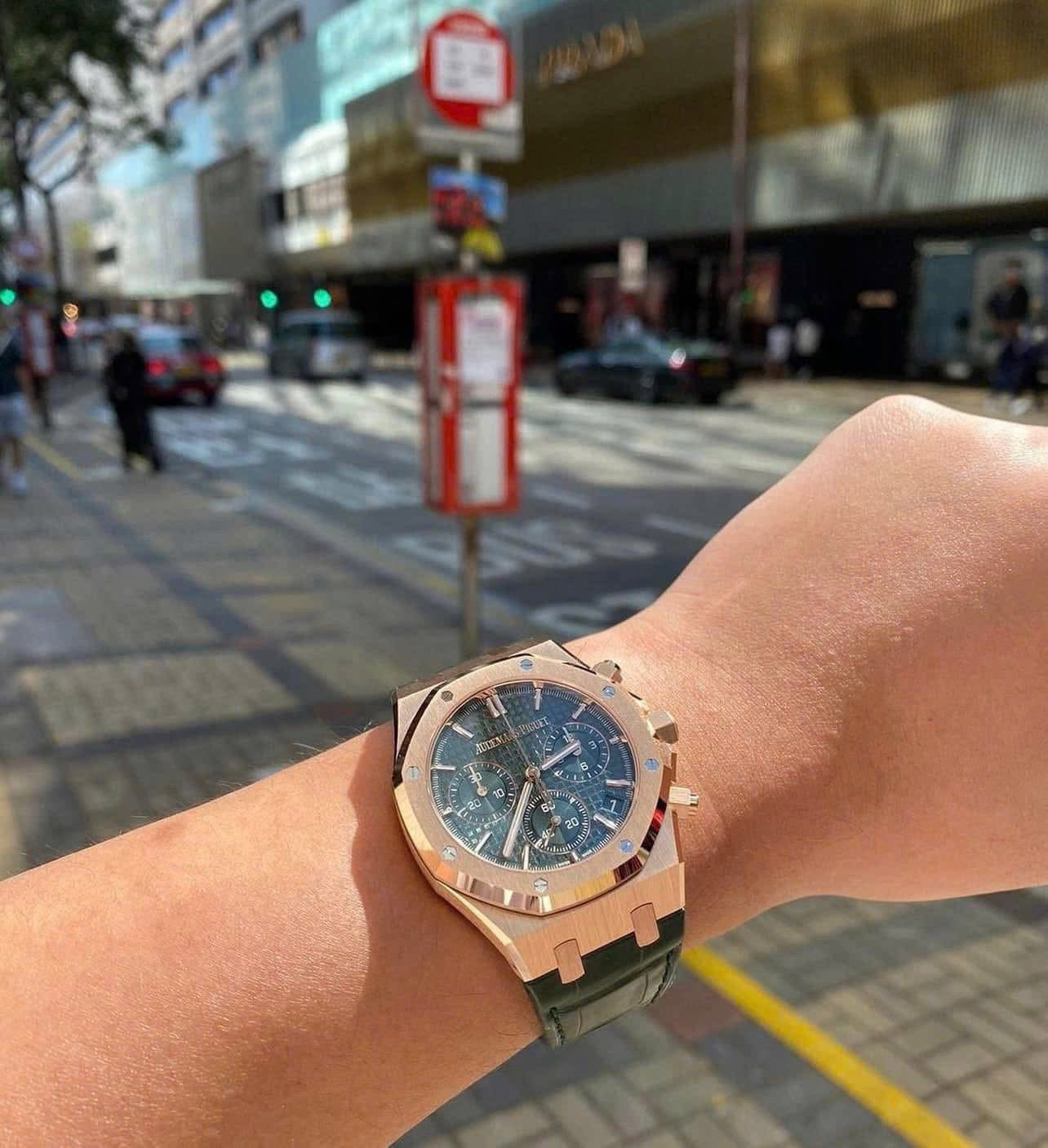 Đồng Hồ Audemars Piguet Royal Oak 26240OR Green Strap Leather