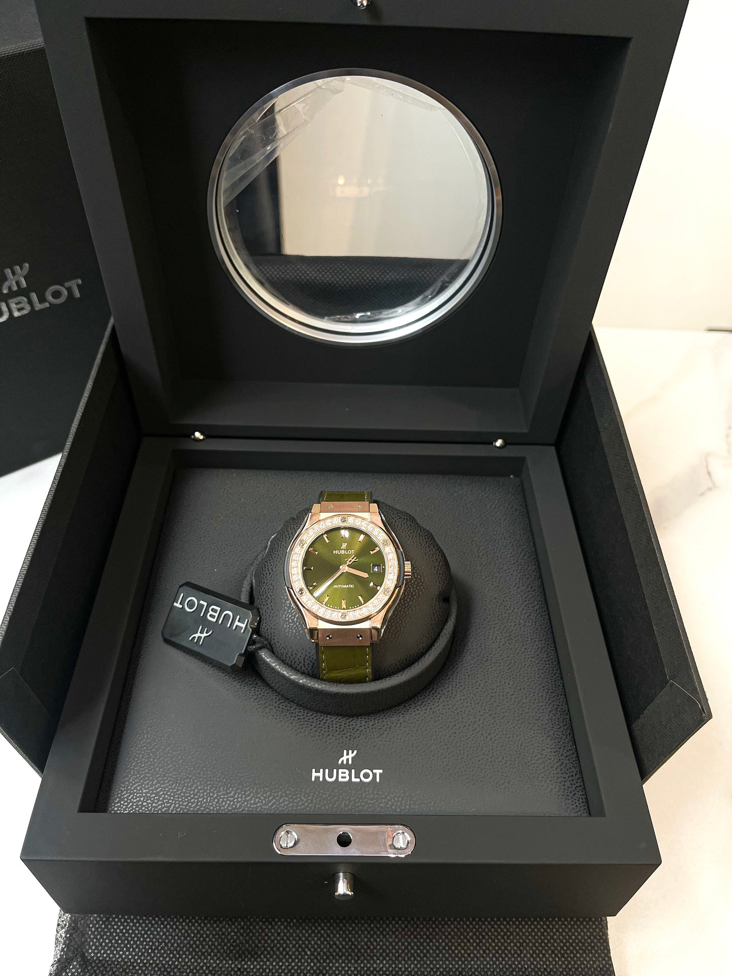 Đồng Hồ Hublot Classic Fusion KingGold Green size 38mm