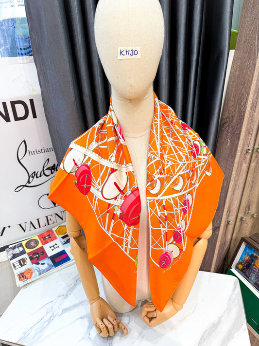 Khăn Lụa Hermes Khổ 90x90 HN30 6/11