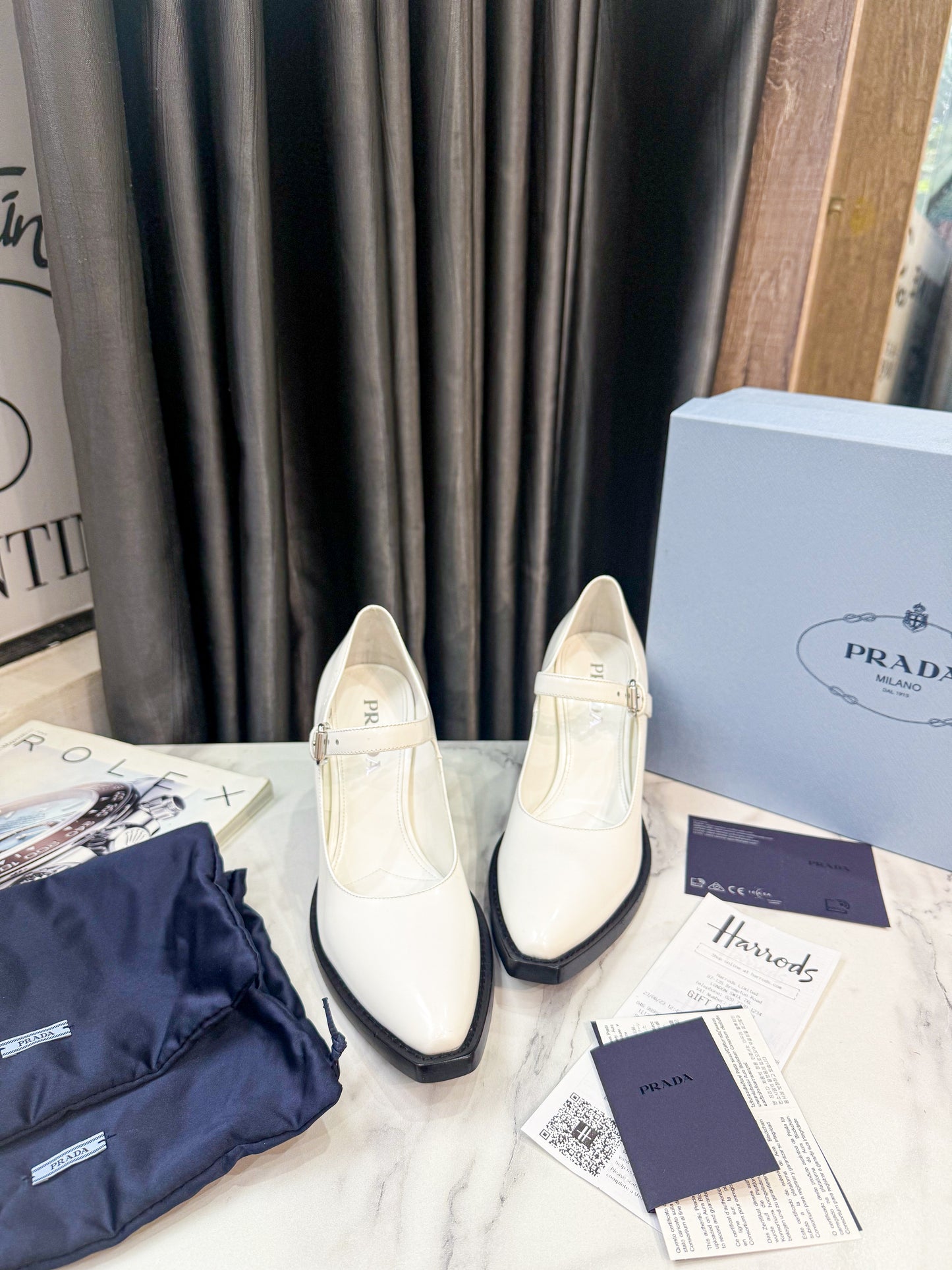 Giày Prada Trắng New Size 37