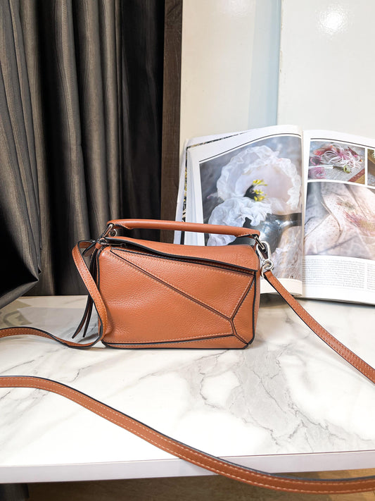 Loewe Puzzle Mini