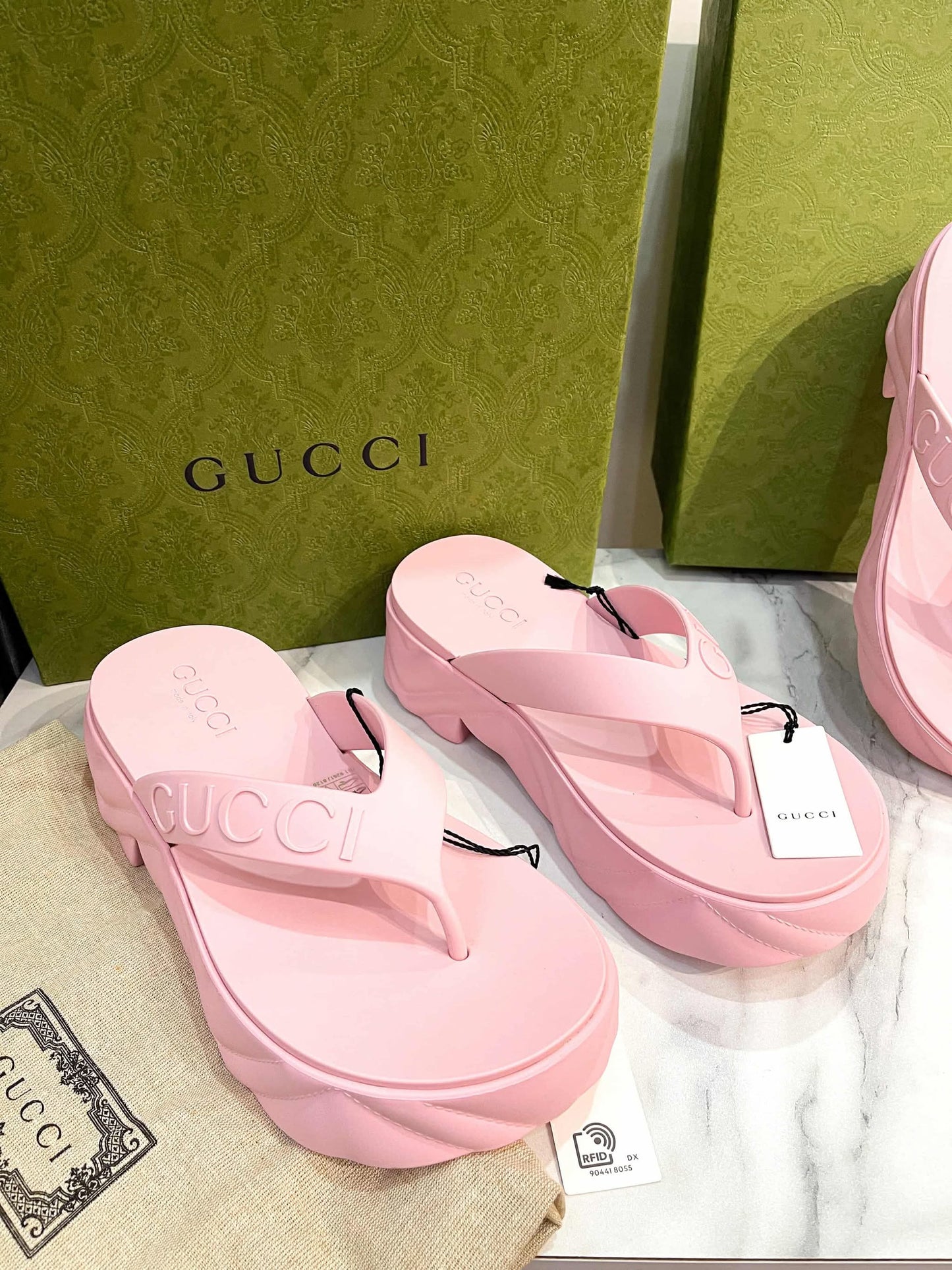 Xỏ Ngón Gucci Hồng Size 36-37