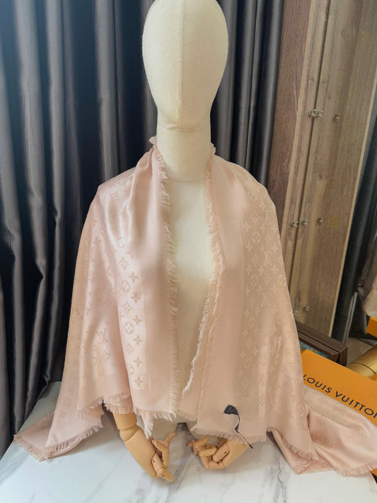 Khăn LV Begie 12/5