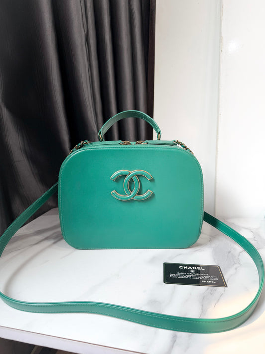 Chanel Vanity Xanh