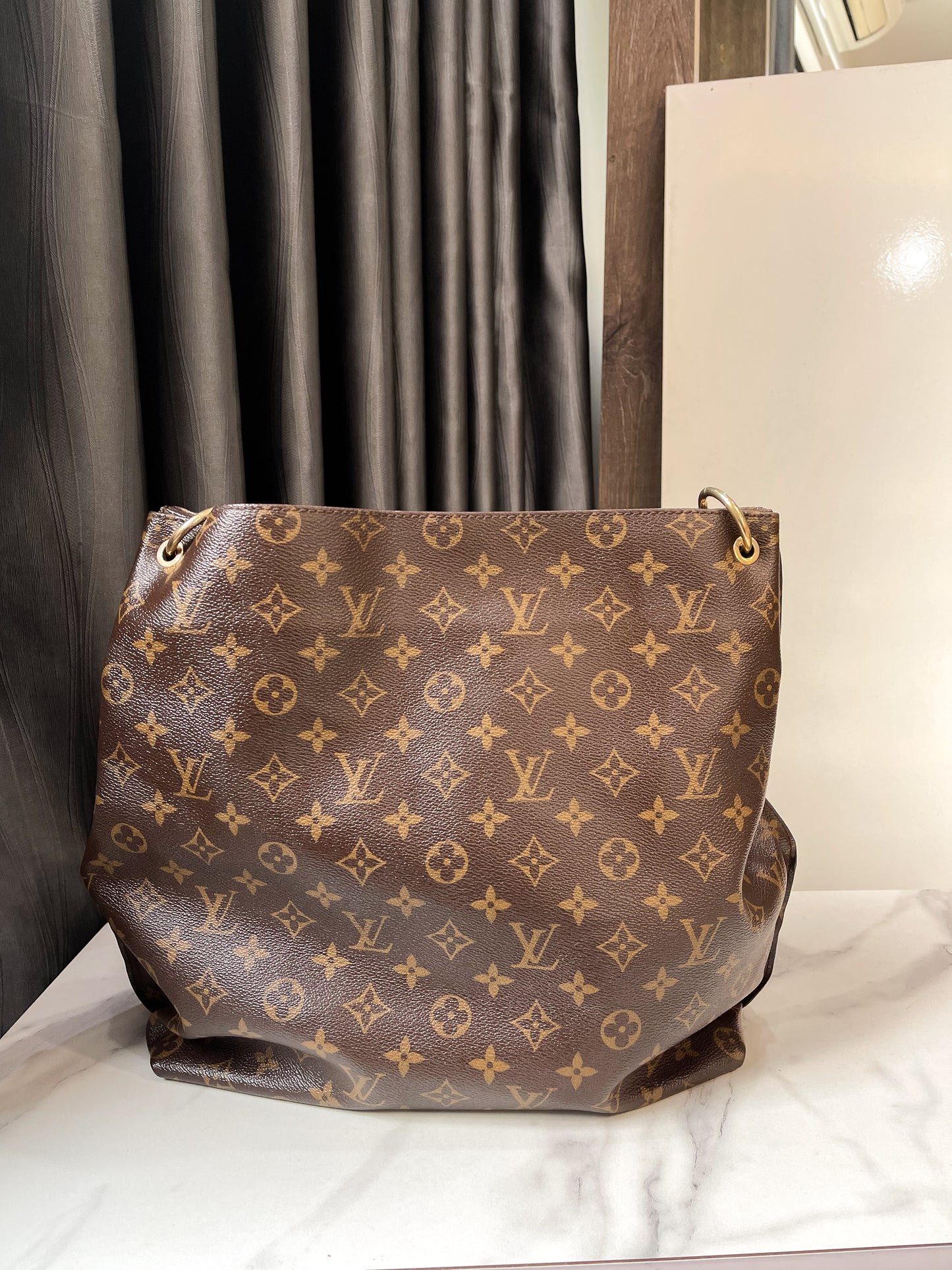 LV Metis Hobo