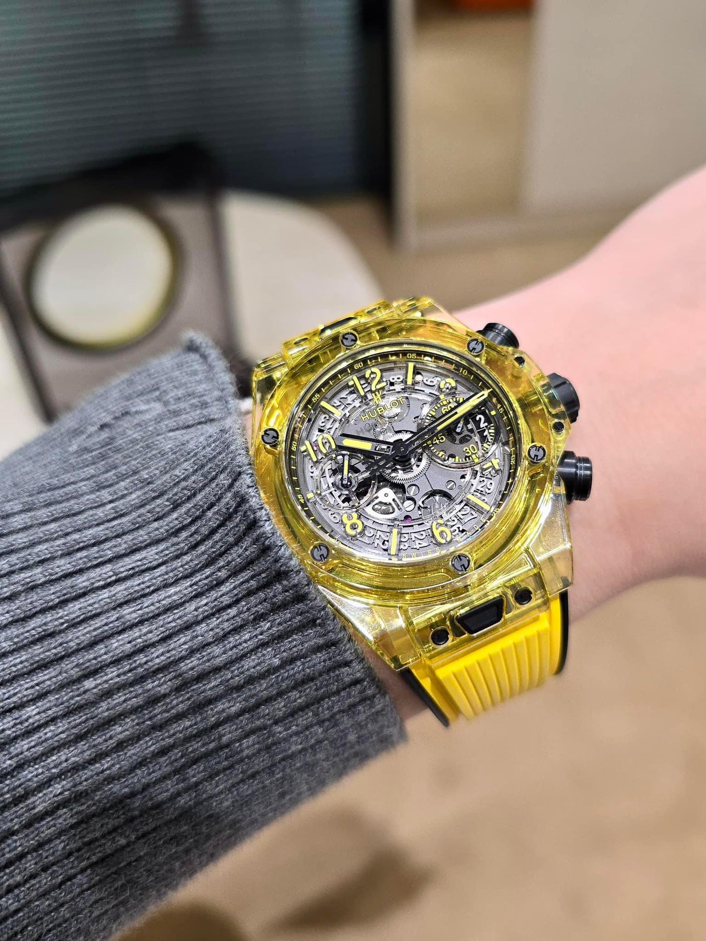 Đồng Hồ Hublot Bigbang Unico Yellow Sapphire