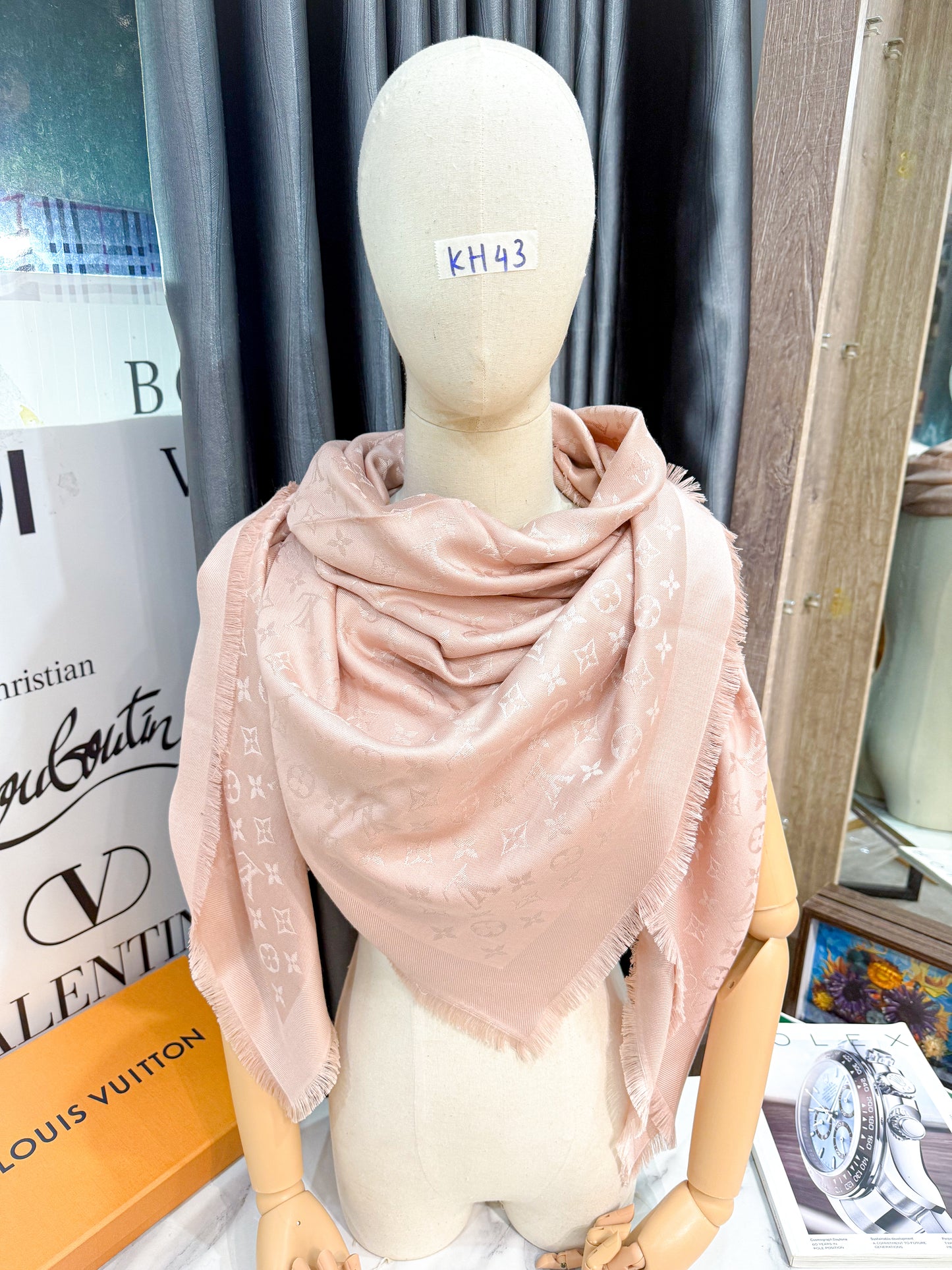 Khăn LV Tone Pink KH43 16/11