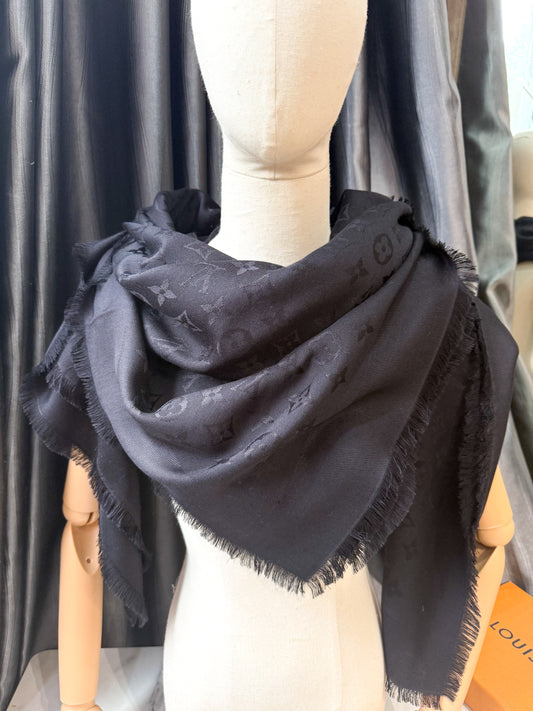 Khăn LV Đen Khổ 140x140