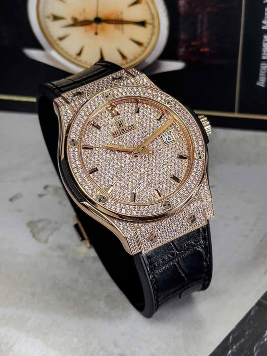 Đồng Hồ Hublot Classic Fusion King Gold Full Pave 42mm