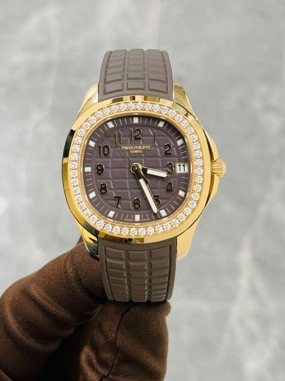 Đồng Hồ Patek Philippe Aquanaut 5268R Brown