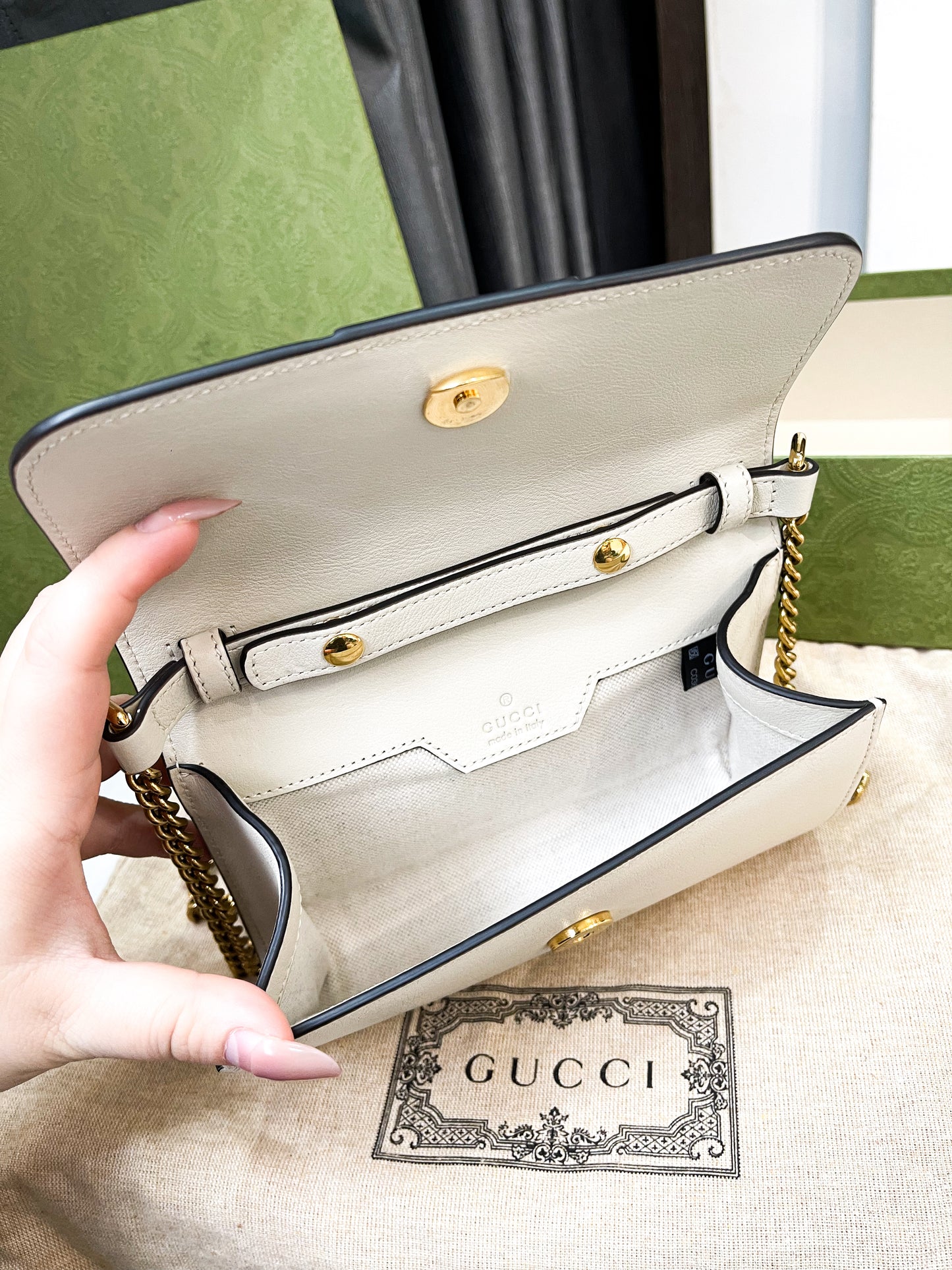 Gucci Diana