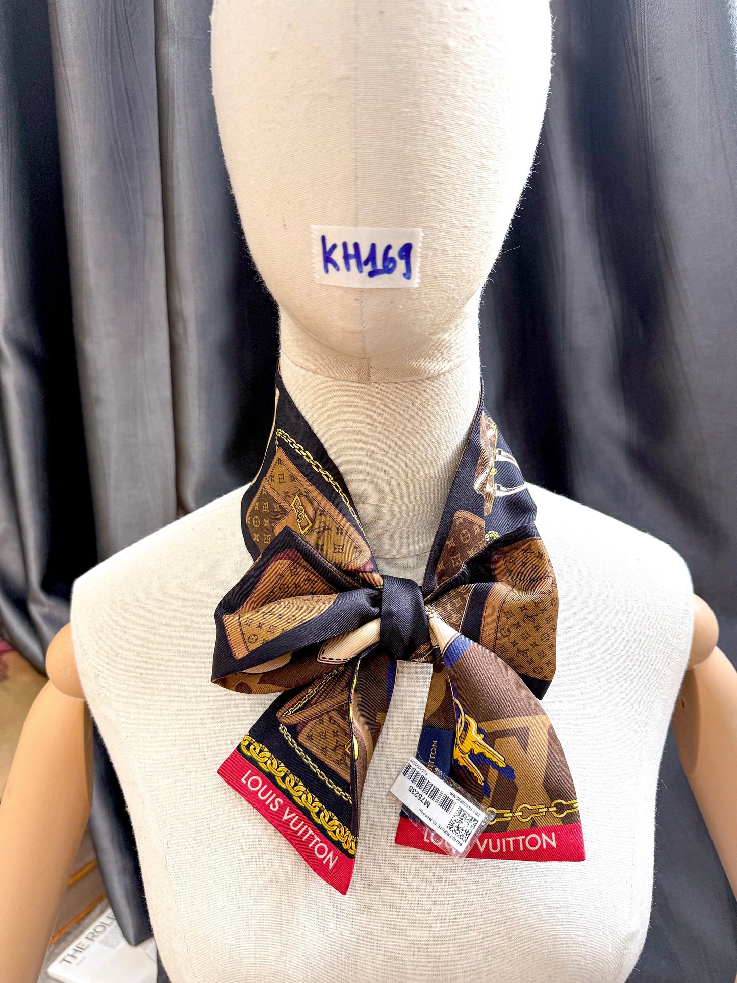 Khăn Twilly Lv New KH169