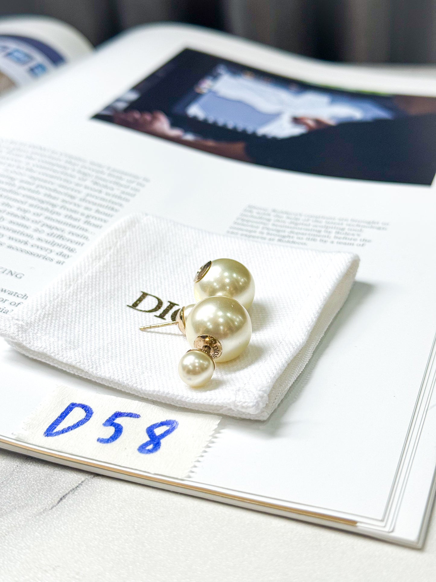 Khuyên Tai Dior D58