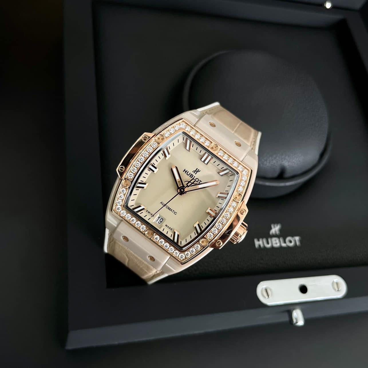 Đồng Hồ Hublot Spirit Of Bigbang 39mm Ceramic Beige