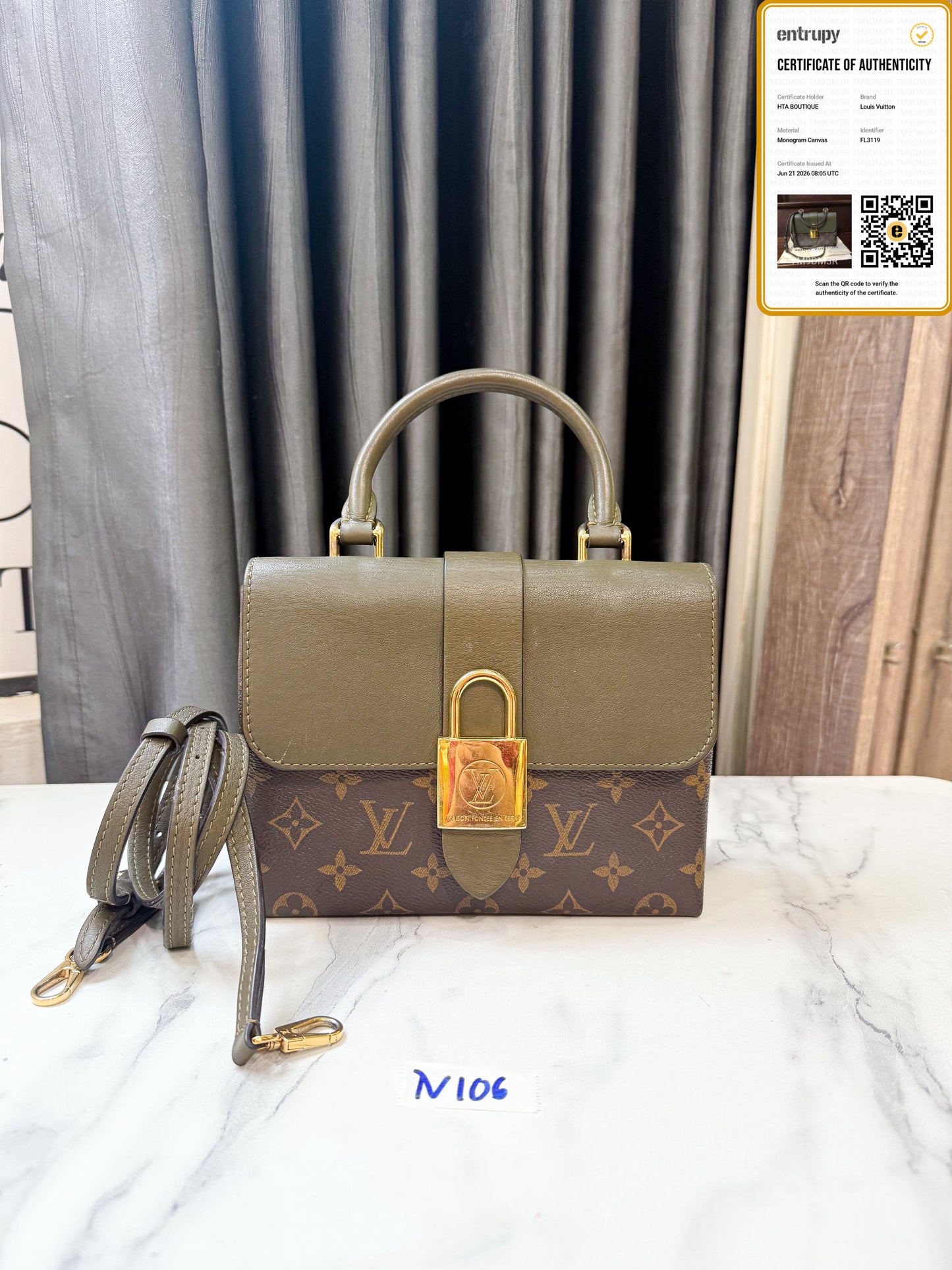 A A LV Locky BB Xanh Rêu TV106